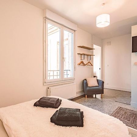 Charme De L'Ancien Pour Cet Appartement Entierement Renove Dans L'Hypercentre De Reims Eksteriør bilde
