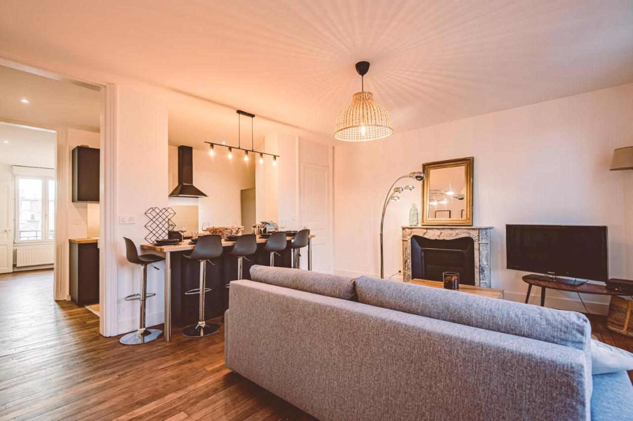 Charme De L'Ancien Pour Cet Appartement Entierement Renove Dans L'Hypercentre De Reims Eksteriør bilde