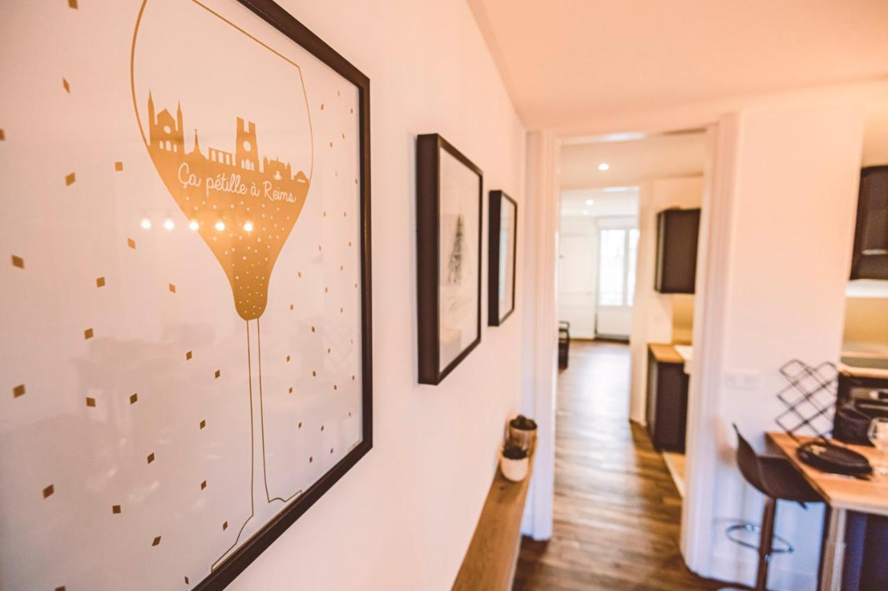 Charme De L'Ancien Pour Cet Appartement Entierement Renove Dans L'Hypercentre De Reims Eksteriør bilde